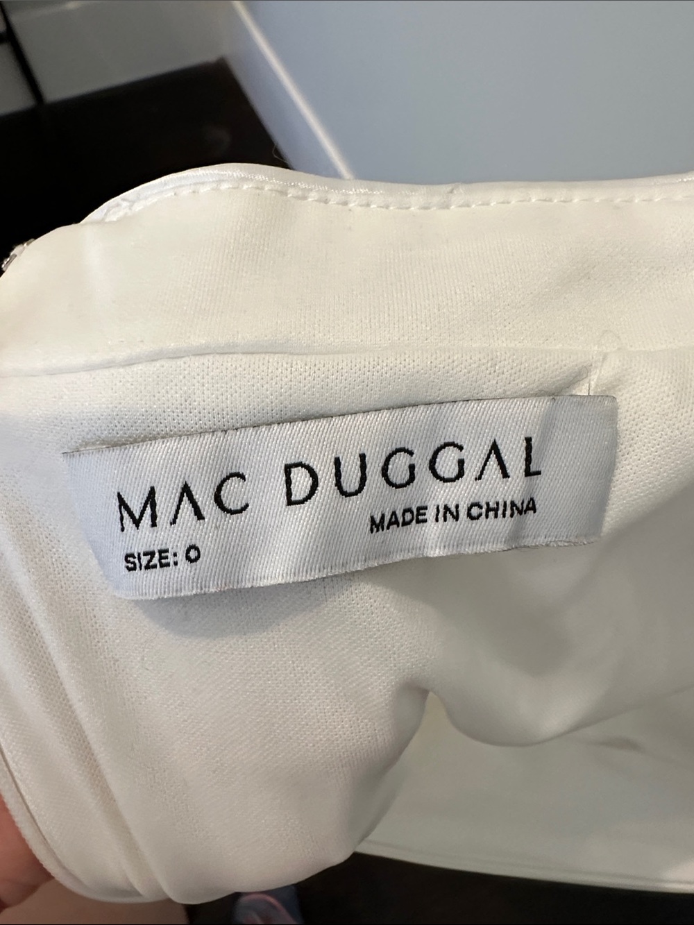 Mac Duggal Floral Sequined Cutout Sheath White Gown Size 0 - Picture 7 of 10